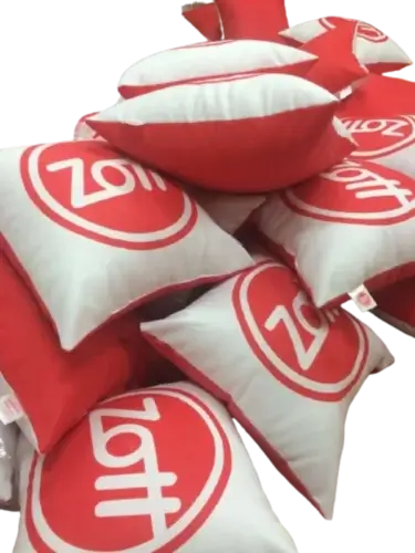 Promo vankúšiky s plnofarebnou digitálnou potlačou - firemný merch