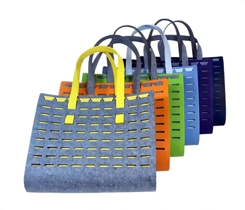 Nákupné tašky bez potlače pripravené na branding
