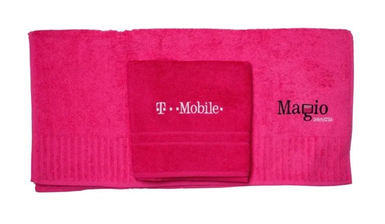 Reklamný froté uterák s plošnou potlačou v korporátnej farbe T-Mobile