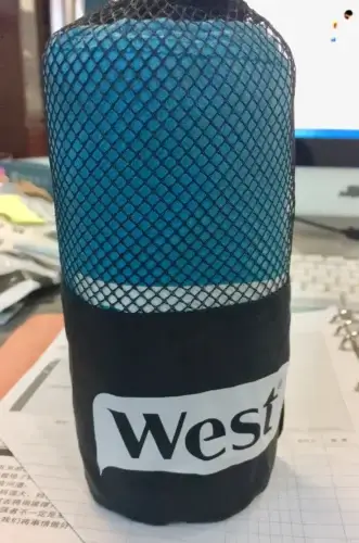 Športový uterák West s logom - promo textil
